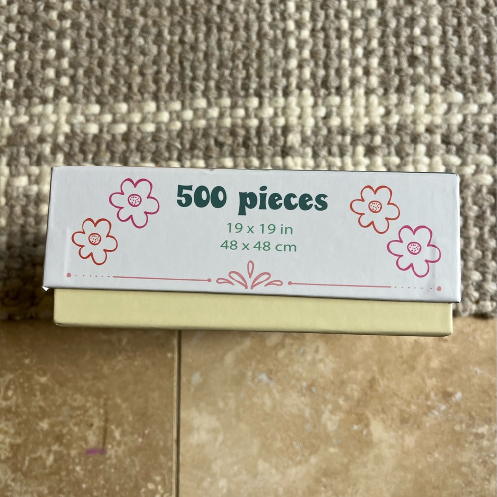 Locally made Hawaii Puzzle! Mojulua Glow 500 pieces - Picture 2 of 3